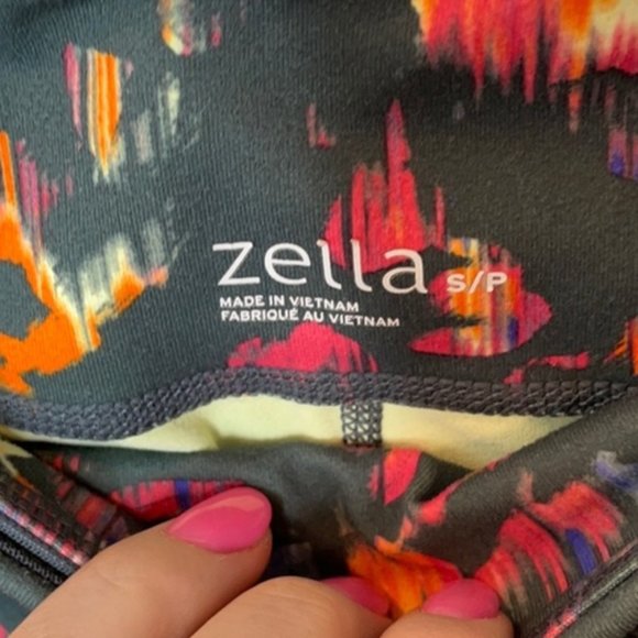 Zella Live in Crop Legging in Floral Print - Picture 7 of 11